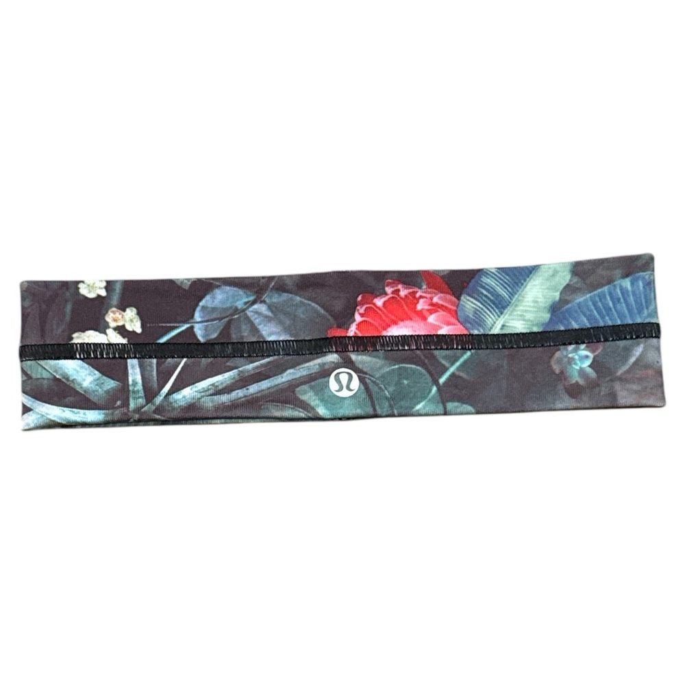 Lululemon Fly Away Tamer 2” headband floral CUJM silicone grip dots NEW NWT